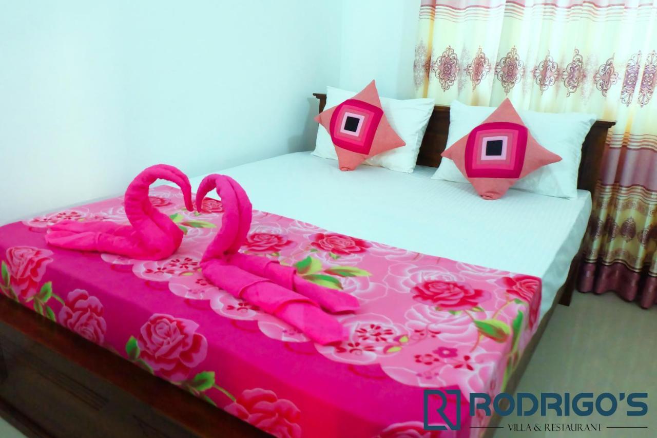 Rodrigo'S Villa & Restaurant Negombo Ngoại thất bức ảnh