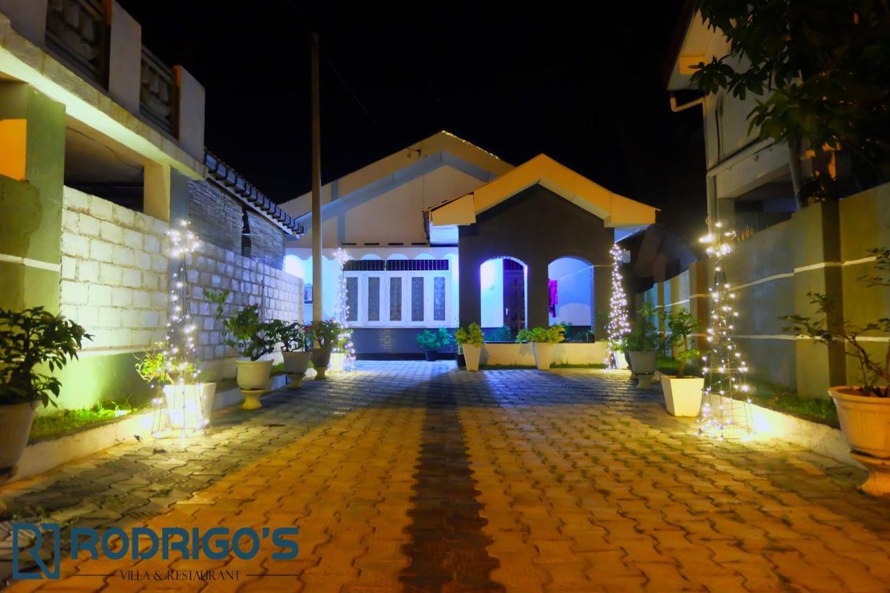 Rodrigo'S Villa & Restaurant Negombo Ngoại thất bức ảnh